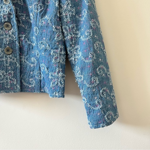 VINTAGE | Stitched Floral Button-Down Blazer - Picture 3 of 4
